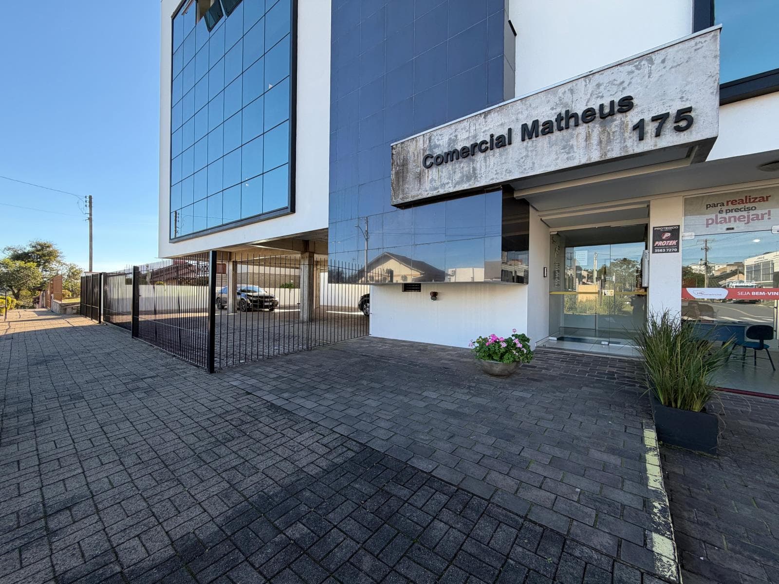 LOJA / SALA, 2 VAGAS, 110M² ÁREA PRIVATIVA para locação EM VINTE E CINCO DE JULHO - foto 2