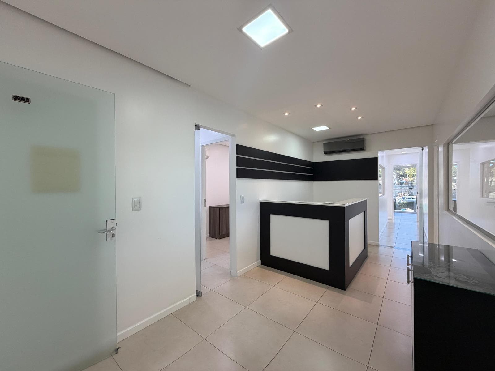 LOJA / SALA, 2 VAGAS, 110M² ÁREA PRIVATIVA para locação EM VINTE E CINCO DE JULHO - foto 4