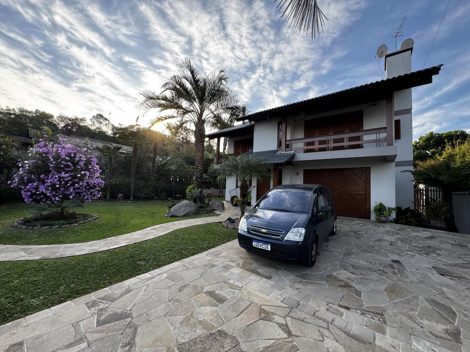 CASA COM 4 DORMITÓRIOS, 1 VAGA, 216M² ÁREA PRIVATIVA para venda EM CIDADE NOVA - foto 3