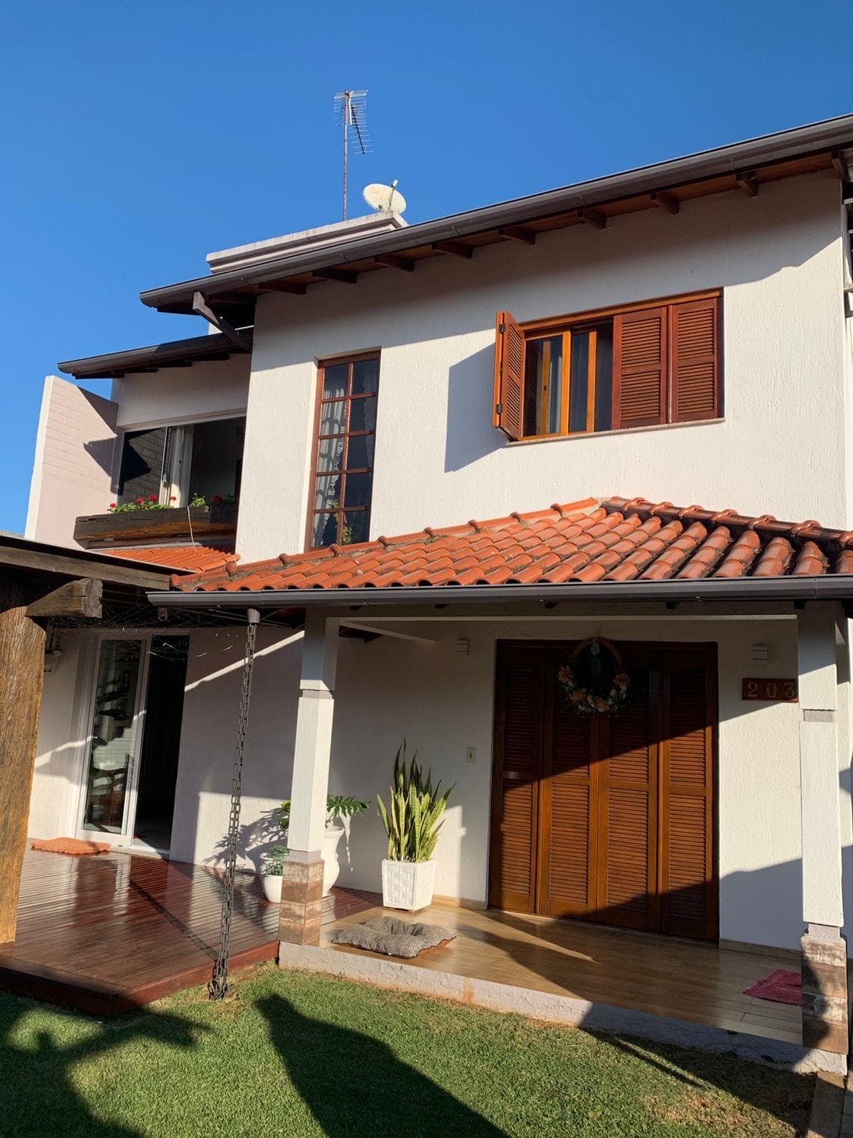 CASA COM 2 DORMITÓRIOS (2 SUÍTES), 3 VAGAS, 184M² ÁREA PRIVATIVA para venda EM HARMONIA - foto 1