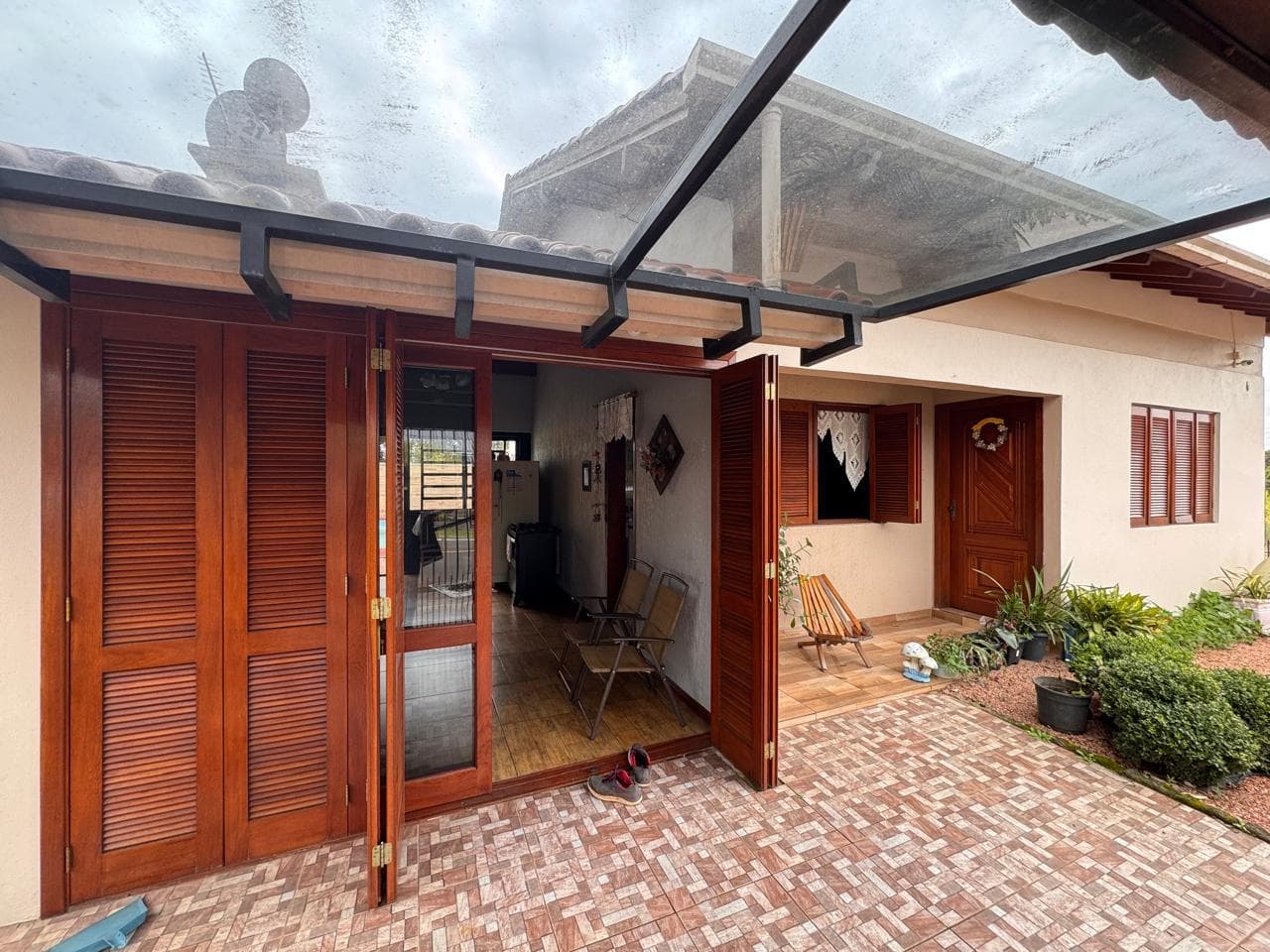 CASA COM 2 DORMITÓRIOS, 2 VAGAS, 128M² ÁREA PRIVATIVA para venda EM MORADA DO SOL - foto 1