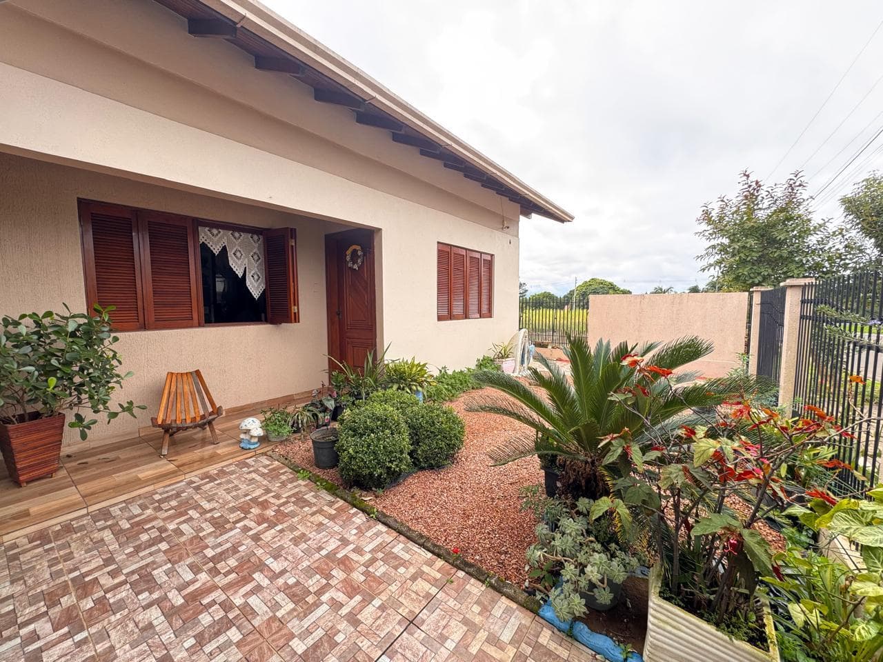 CASA COM 2 DORMITÓRIOS, 2 VAGAS, 128M² ÁREA PRIVATIVA para venda EM MORADA DO SOL - foto 2