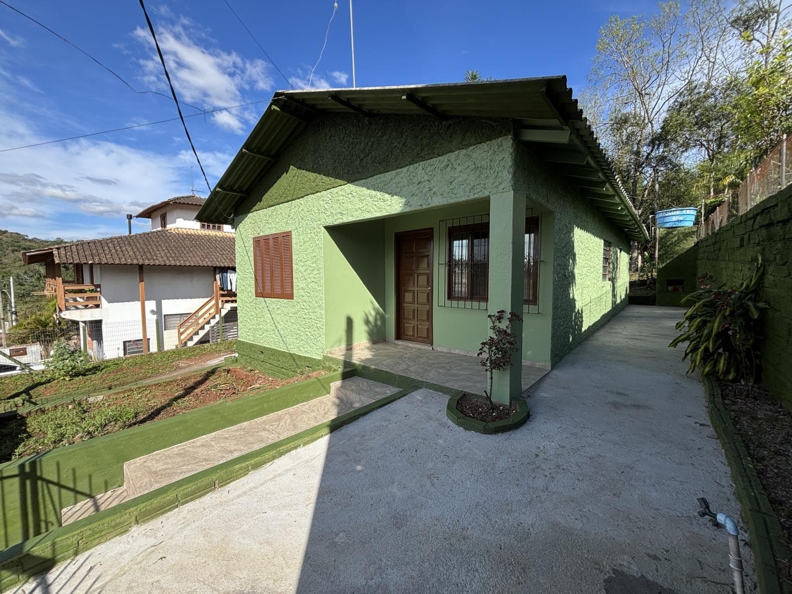 CASA COM 3 DORMITÓRIOS, 1 VAGA, 73M² ÁREA TOTAL para locação EM SETE DE SETEMBRO - foto 1