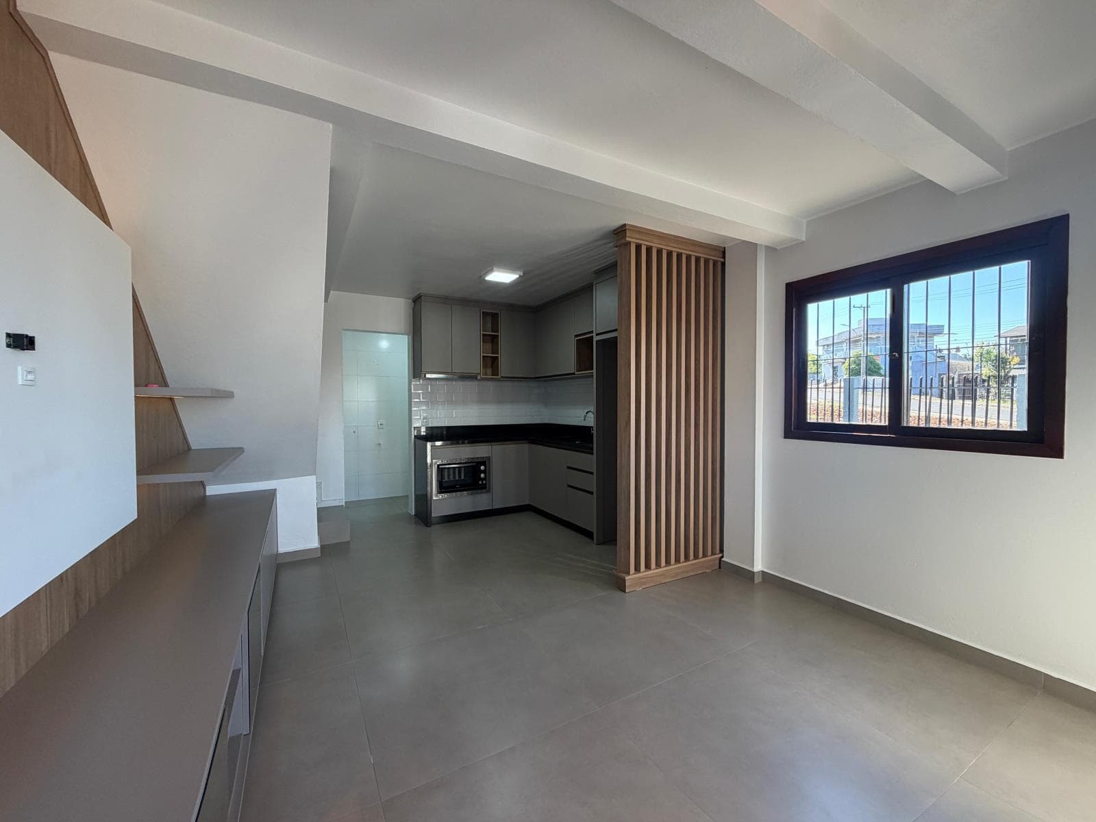 CASA COM 2 DORMITÓRIOS, 2 VAGAS para locação EM BOA VISTA - foto 1