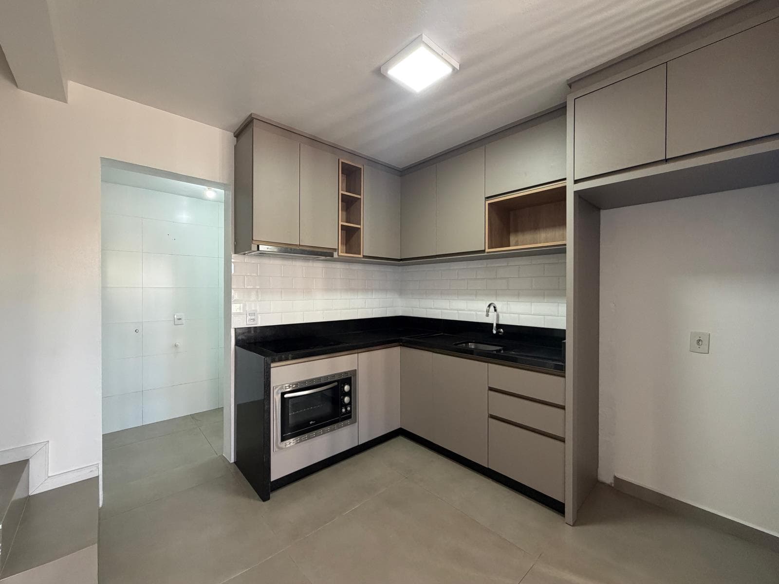CASA COM 2 DORMITÓRIOS, 2 VAGAS para locação EM BOA VISTA - foto 5