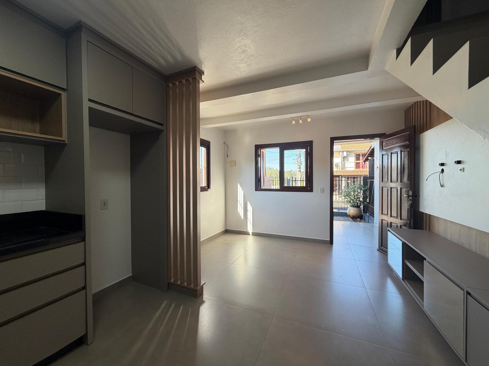 CASA COM 2 DORMITÓRIOS, 2 VAGAS para locação EM BOA VISTA - foto 4