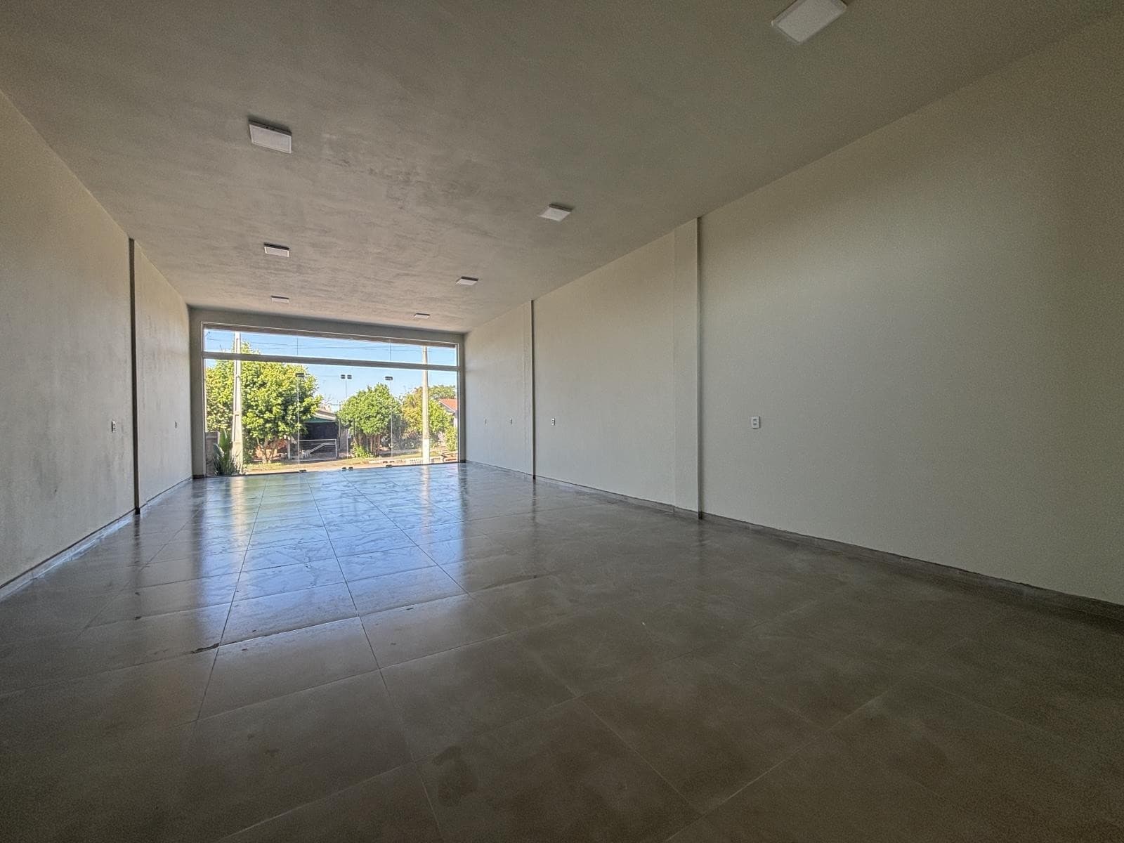 LOJA / SALA, 71M² ÁREA TOTAL para locação EM BOA VISTA - foto 5