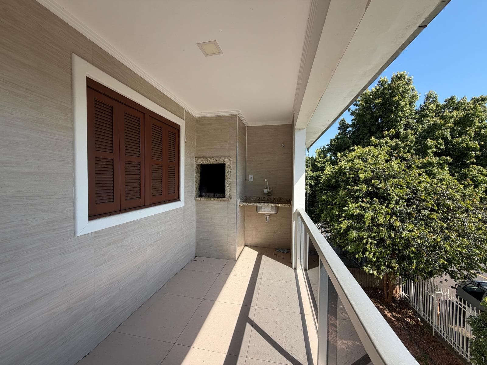 CASA COM 2 DORMITÓRIOS, 2 VAGAS para locação EM CIDADE NOVA - foto 1