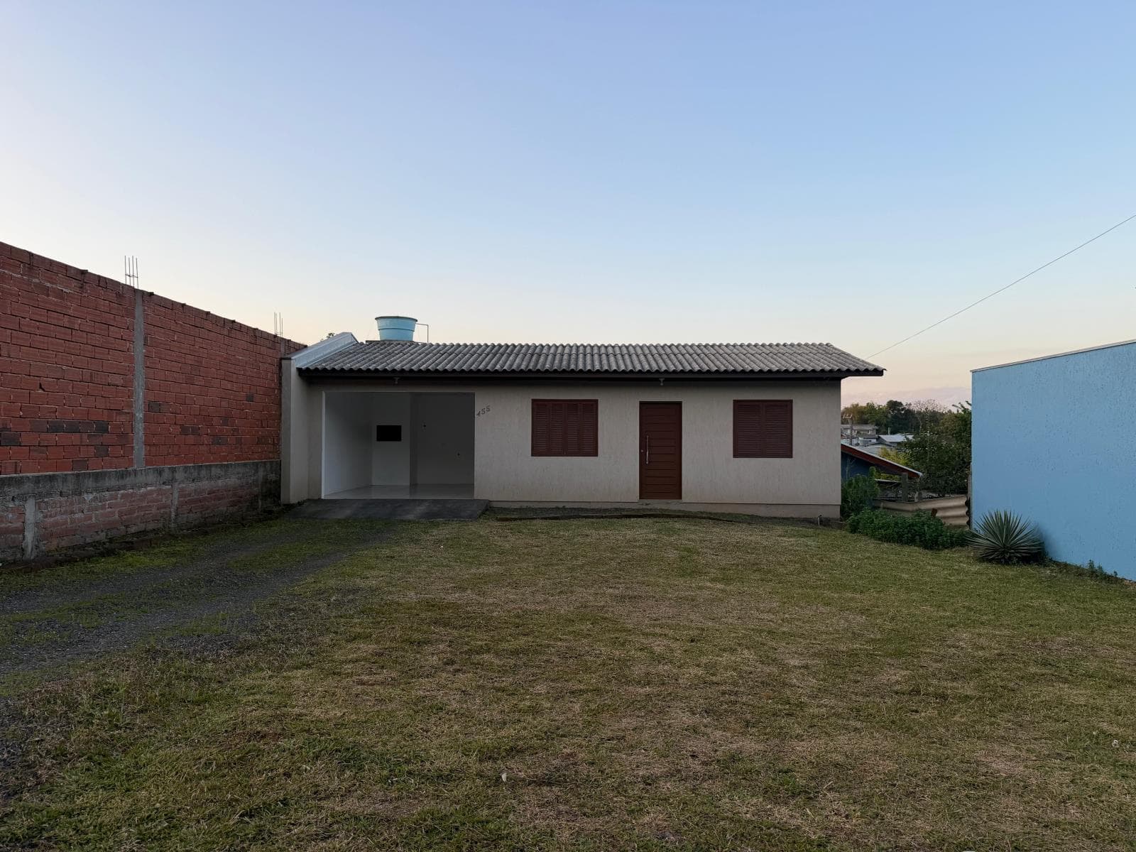 CASA COM 2 DORMITÓRIOS, 1 VAGA para locação EM BOA VISTA - foto 1
