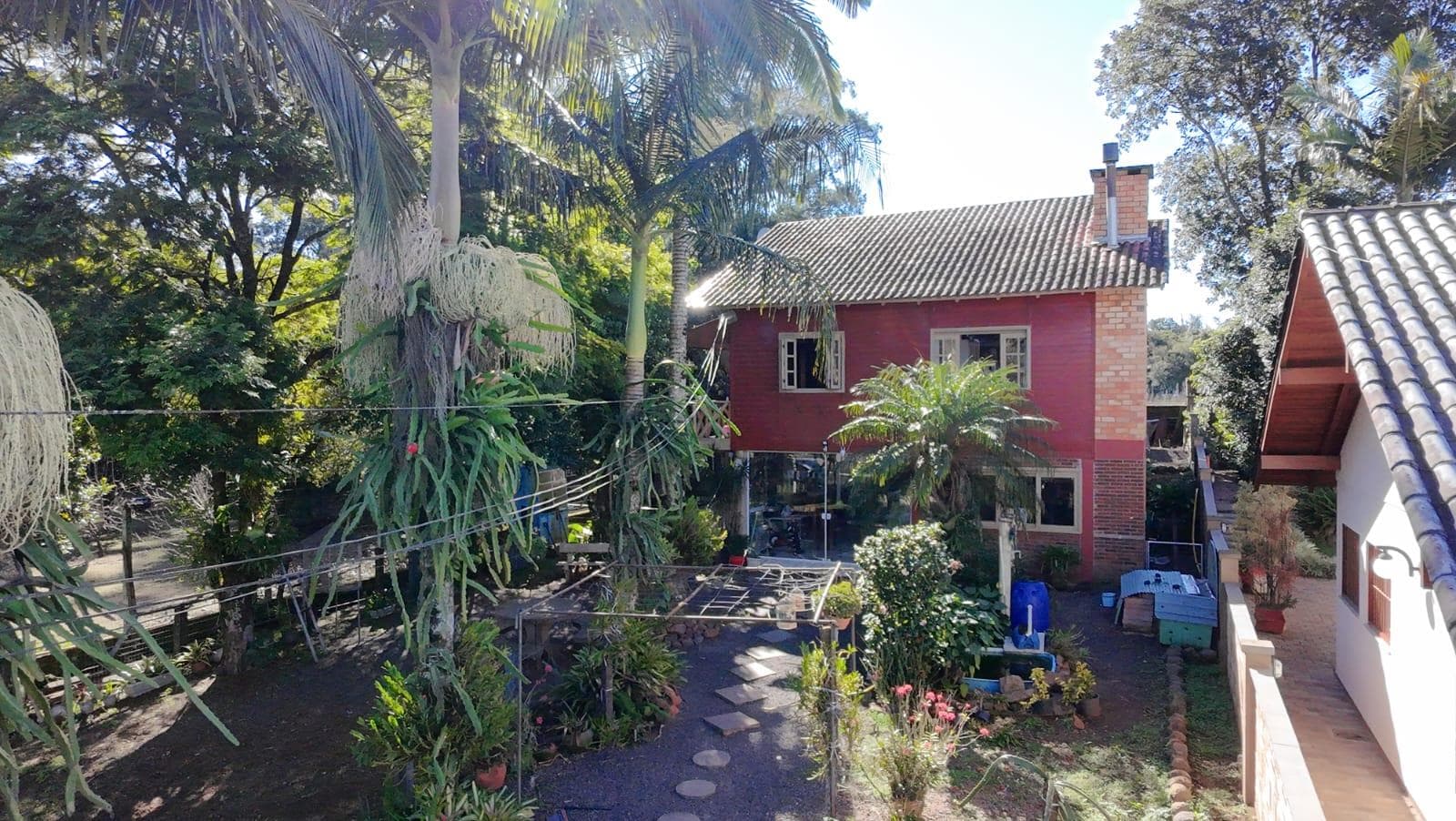 CASA COM 3 DORMITÓRIOS, 1 VAGA, 174M² ÁREA PRIVATIVA para venda EM COLINA VERDE - foto 1