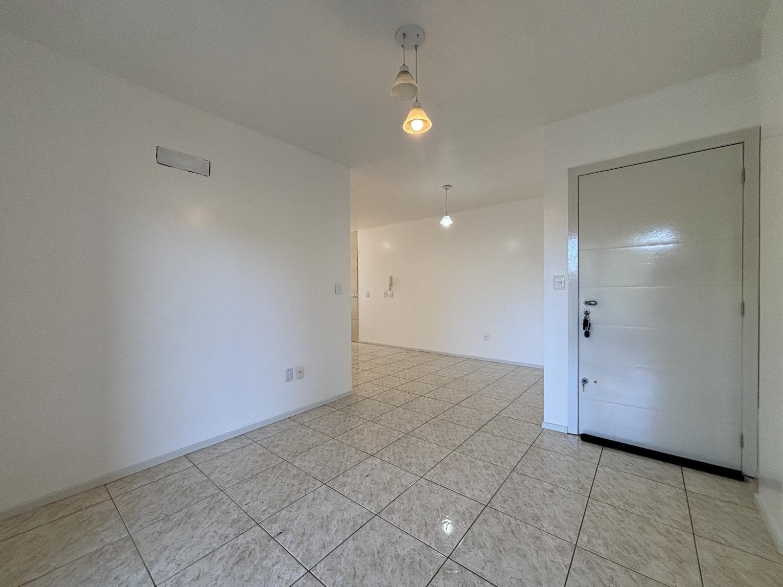 APARTAMENTO COM 2 DORMITÓRIOS, 1 VAGA, 91M² ÁREA TOTAL para locação EM CENTRO - foto 4