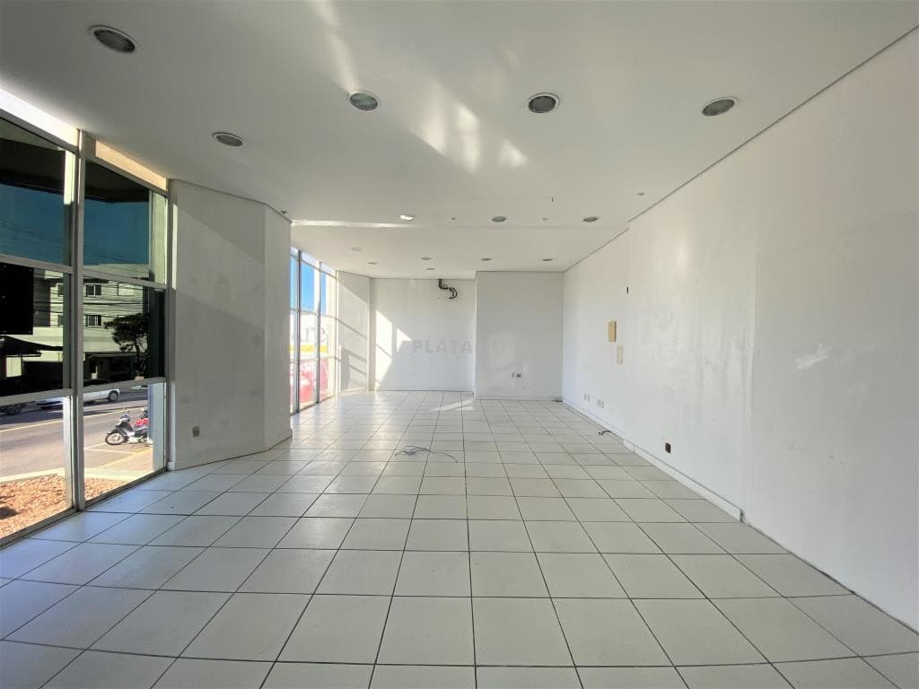 LOJA / SALA, 80M² ÁREA TOTAL para locação EM CENTRO - foto 2
