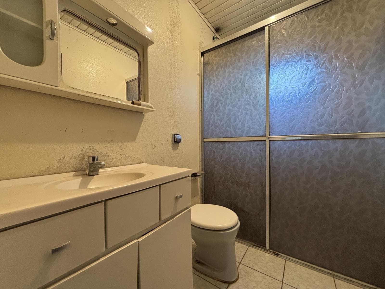 CASA COM 3 DORMITÓRIOS, 2 VAGAS, 122M² ÁREA TOTAL para locação EM HARMONIA - foto 5